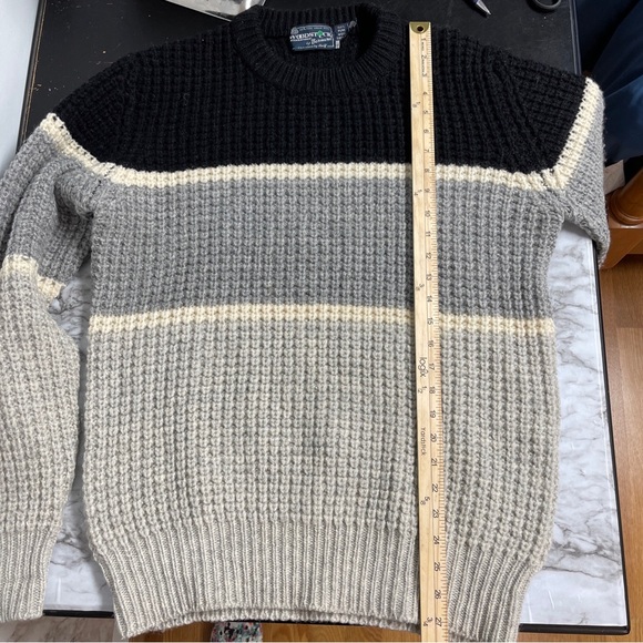 Vtg Woodstock by Bernard Men's 100% Shetland Wool Crewneck Striped Sweater Large - Picture 6 of 8